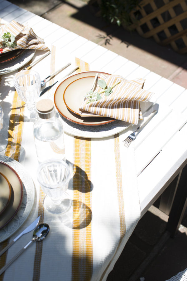 Set a stunning outdoor table with apartment 34
