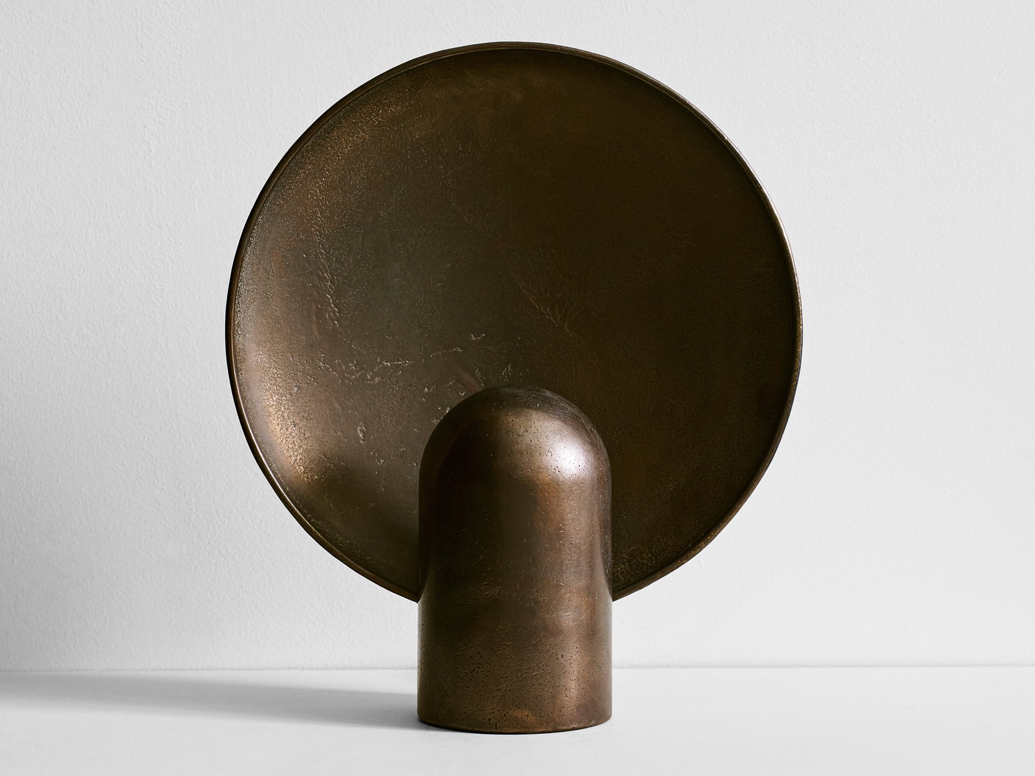design hunting: the surface sconce 